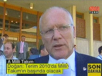 Fatih Terim kalıyor