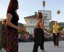 Filenin 'şalvarlı' sultanları