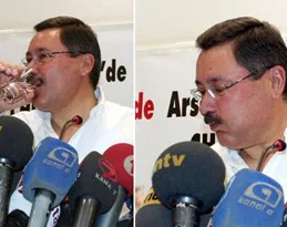 Gökçek, kameraların önünde çeşmeden su içti