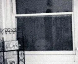 Görüntüdeki bir uzaylı mı?