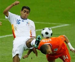 Hollanda Romanya'yı da safdışı bıraktı /Video