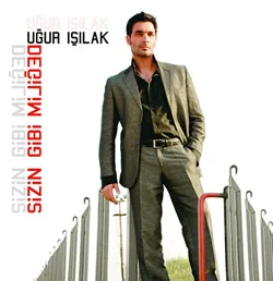Işılak hayranları korsanla savaşta