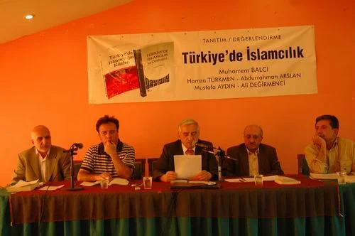 ?Türkiye'de İslamcılık? değerlendirildi