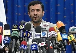 Ahmedinejad'a radyasyon saldırısı