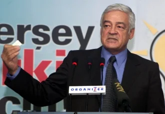 'AK Parti cici, neden kapatılsın?'