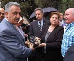 Bakan Yazıcı'ya İspanya'da jest