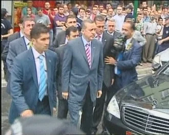 Başbakan Erdoğan olay yerinde