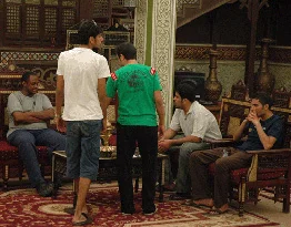 'Beytu'l-Attar', 'BBG Evi'ne karşı