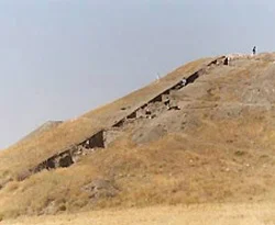 Çadırhöyük'te beş ayrı medeniyet izi