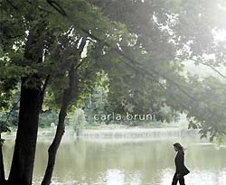 Carla Bruni'nin albümü iki günde 14 bin sattı
