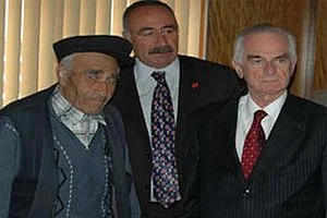 CHP'li Önder Sav ile Mustafa Ünal barıştı