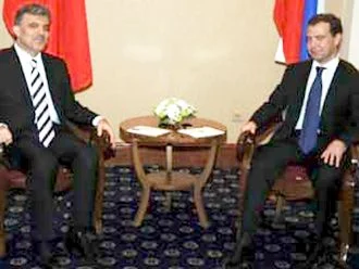 Cumhurbaşkanı Gül, Medvedev'le görüştü