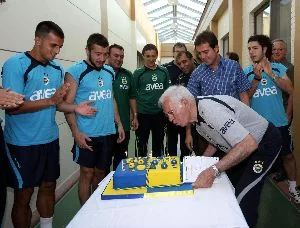 Fenerbahçeli dedenin doğum günü
