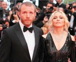Madonna?nın evliliğini Kabbala ayakta tutuyor
