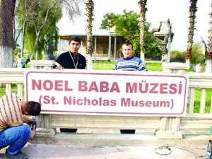Noel Baba'ya Rahmi Koç talip oldu