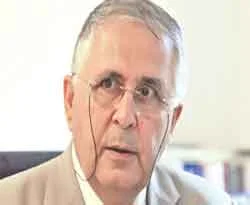 'Siyaset, girmemesi gereken alanlarda'