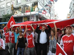 Tuncay Özkan Güngören'i karıştırdı