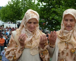 Türkiye Bosna halkını yalnız bırakmayacak