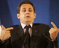 Türkiye ve göç Sarkozy'nin başını ağrıtacak