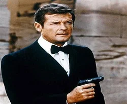 007 olmak kolay değilmiş!