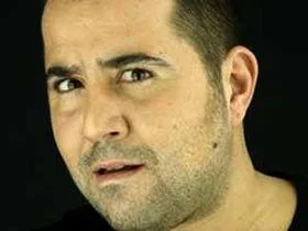 Ata Demirer, yeniden Avrupa Yakası'nda