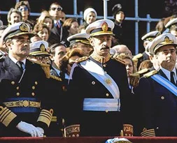 Emekli generallere ömür boyu hapis