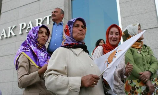 'Erdoğan'ın Kalesi' Le Monde'de