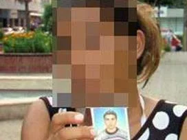 Evine aldığı kadın kocasıyla kaçtı
