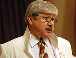 Gül, Mustafa Akaydın'ı atamadı