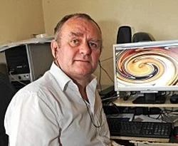 İnmeden sonra sanatçı oldu