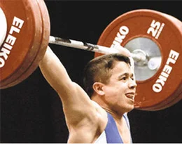Milli sporcuyu kovdular