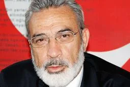 Siyaset şiire ne kadar dahil: İsmet Özel dosyası