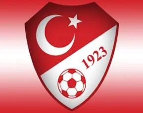 Süper Kupa finalini Dereli yönetecek
