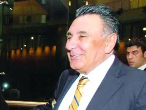 'Tek kuruş ödemeden banka sahibi oldu'