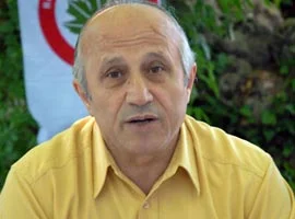 Yaşar Nuri Öztürk'ün partisi karıştı