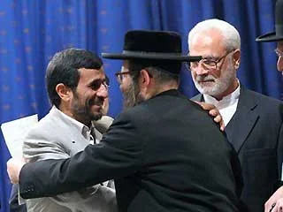 Ahmedinejad, Siyonizm karşıtı Yahudilerle görüştü
