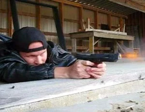 Finlandiya'da okulda 9 kişi öldürüldü!