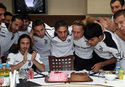 Kartal'da doğum günü var!