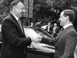 Rusya'nın Azeri Ermeni kartı