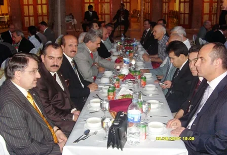 Şarapla mı, Şerbetle mi İftar Edelim?