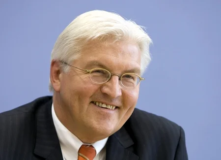 Steinmeier: İran'a yeni yaptırım zor