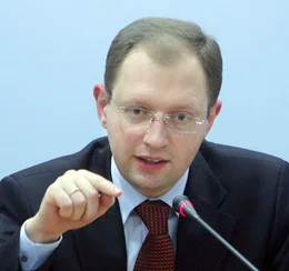 Ukrayna'da yeniden siyasi kriz