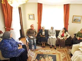 Vekil eşleri Ankara'da ne iş yapar?