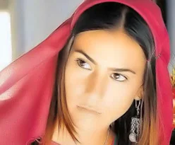 Zeynep Tokuş hakkında 'yakalama emri'