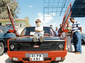 19 bin YTL'ye Ferrari sahibi oldu