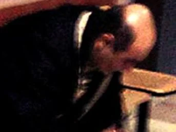 9 yıl boyunca kızına tecavüz etti
