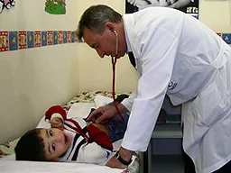 Akdağ'dan doktorlara rekor maaş müjdesi