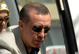 Başbakan, ekonomi kurmaylarıyla görüştü