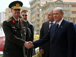 Başbuğ'dan Bahçeli'ye ziyaret