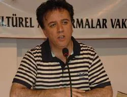 Baskı ve yozlaşma ortamında sanat kitaplaştı